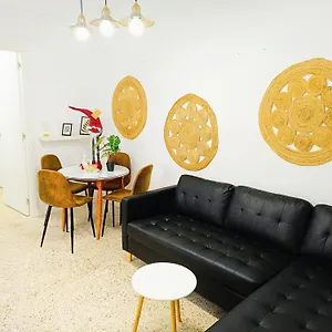 Completo Con Patio Y Terraza - Centro - Cordoba - Wifi , El Carpio España